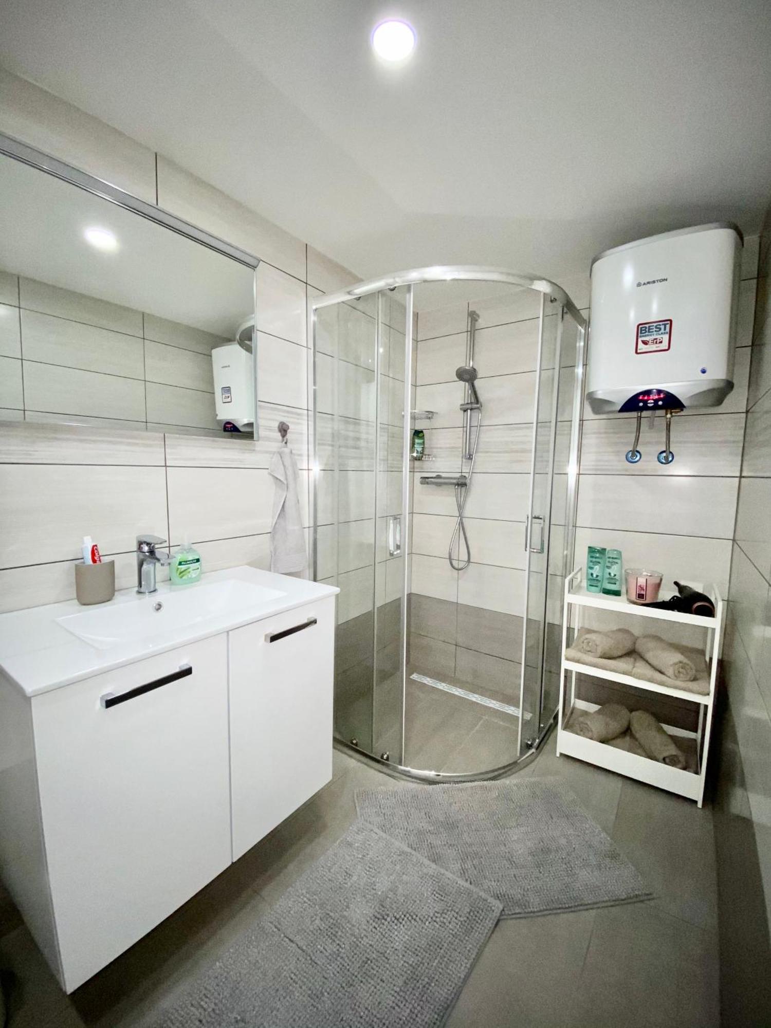 Jungle Loft - Central/free Parking Apartment Ljubljana